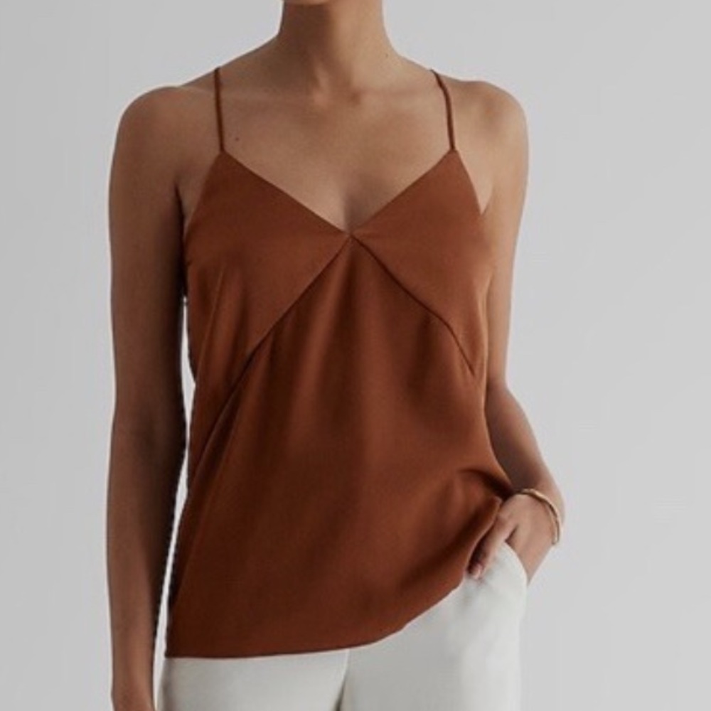 💋 Express - Satin Seamed V-Neck Cross-Back Cami
